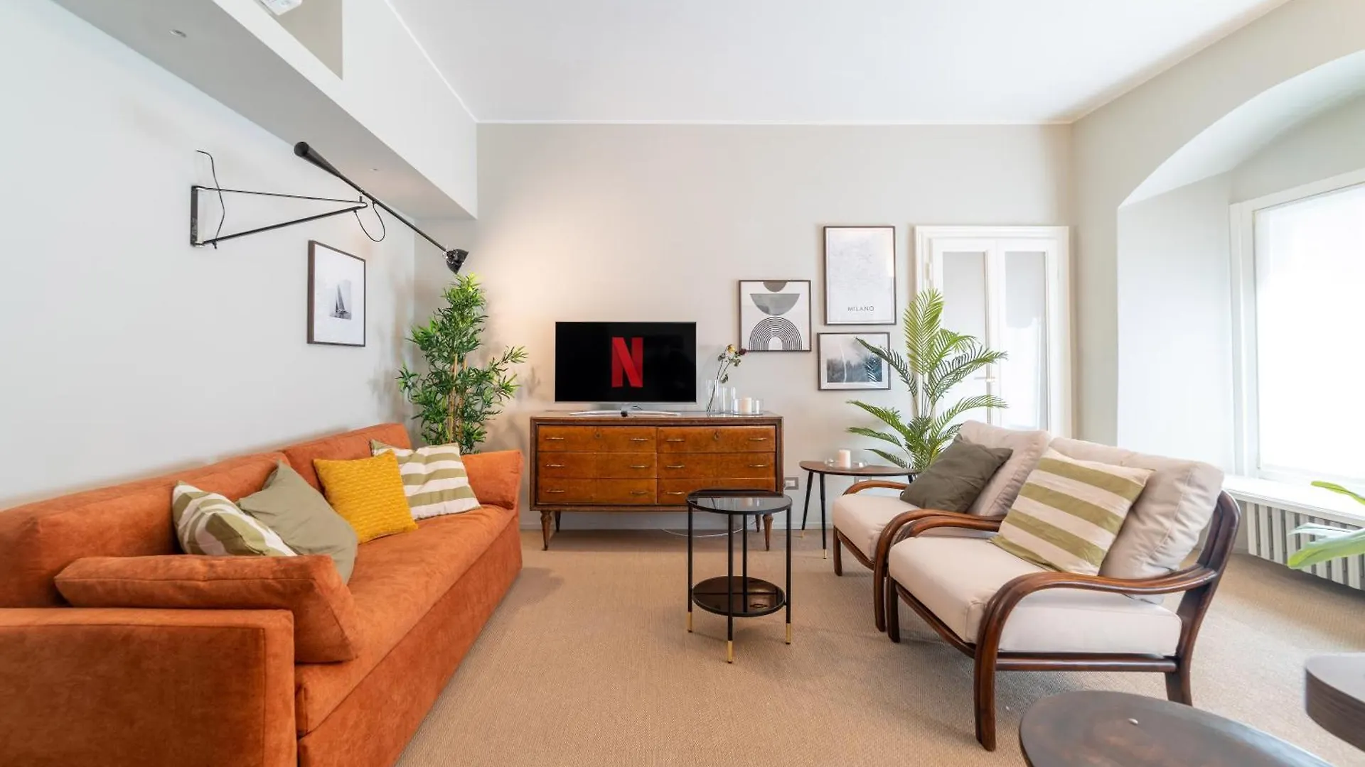 Luxury Apartment Brera - Centro contacts